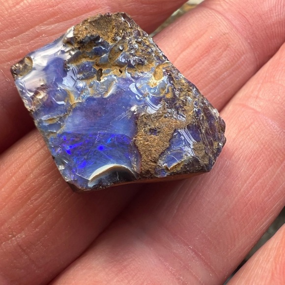 Australian Boulder opal - Picture 4 of 5